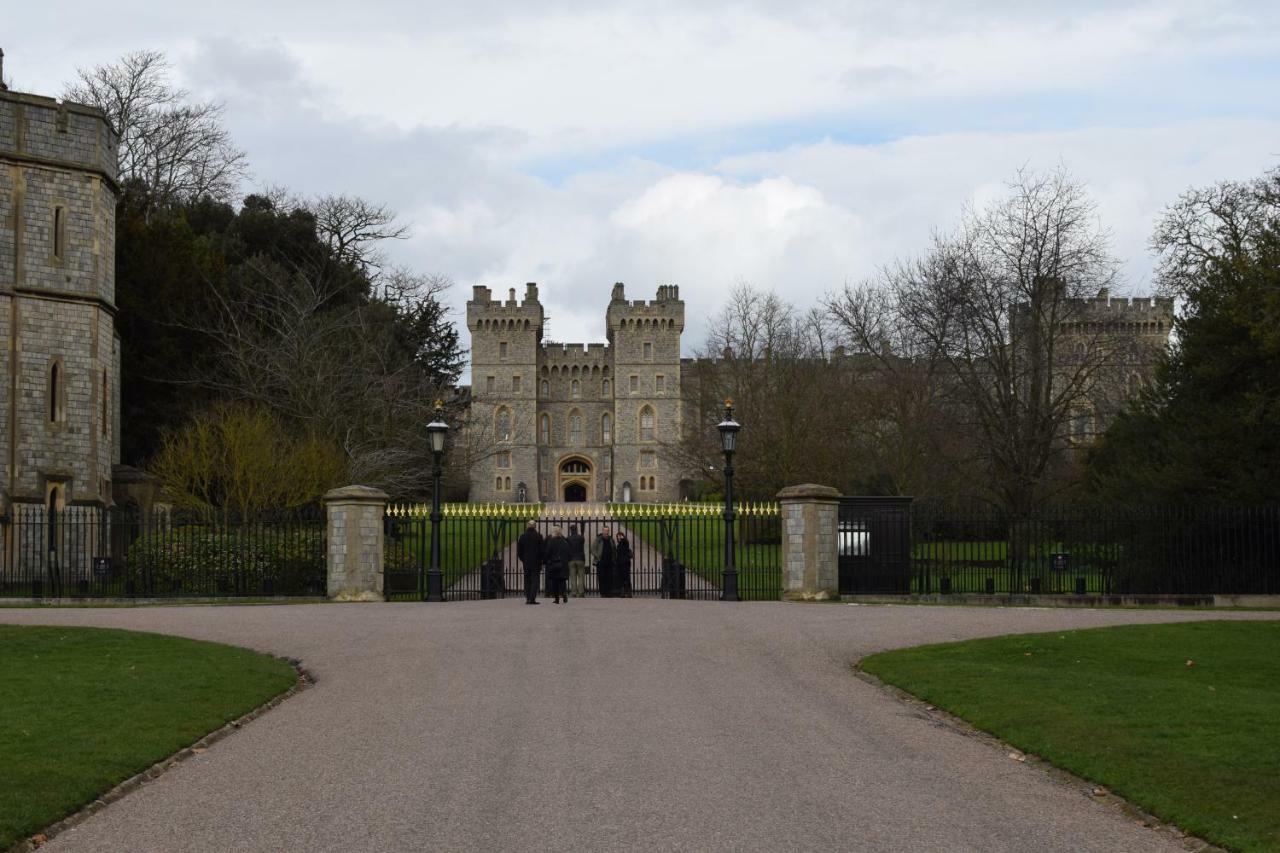 Castle Properties: The Sovereign 5 Bed Town House Windsor Zewnętrze zdjęcie