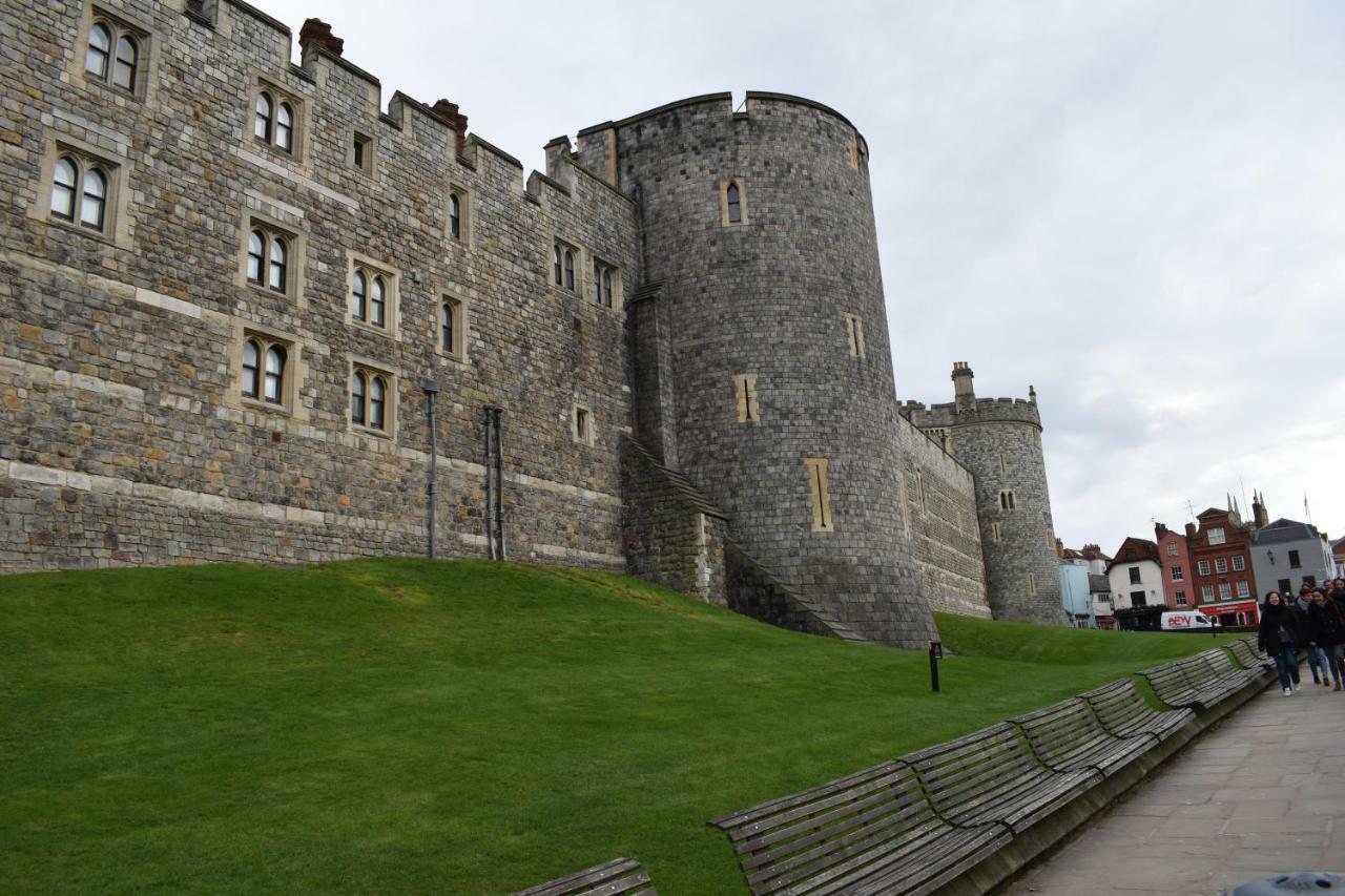 Castle Properties: The Sovereign 5 Bed Town House Windsor Zewnętrze zdjęcie